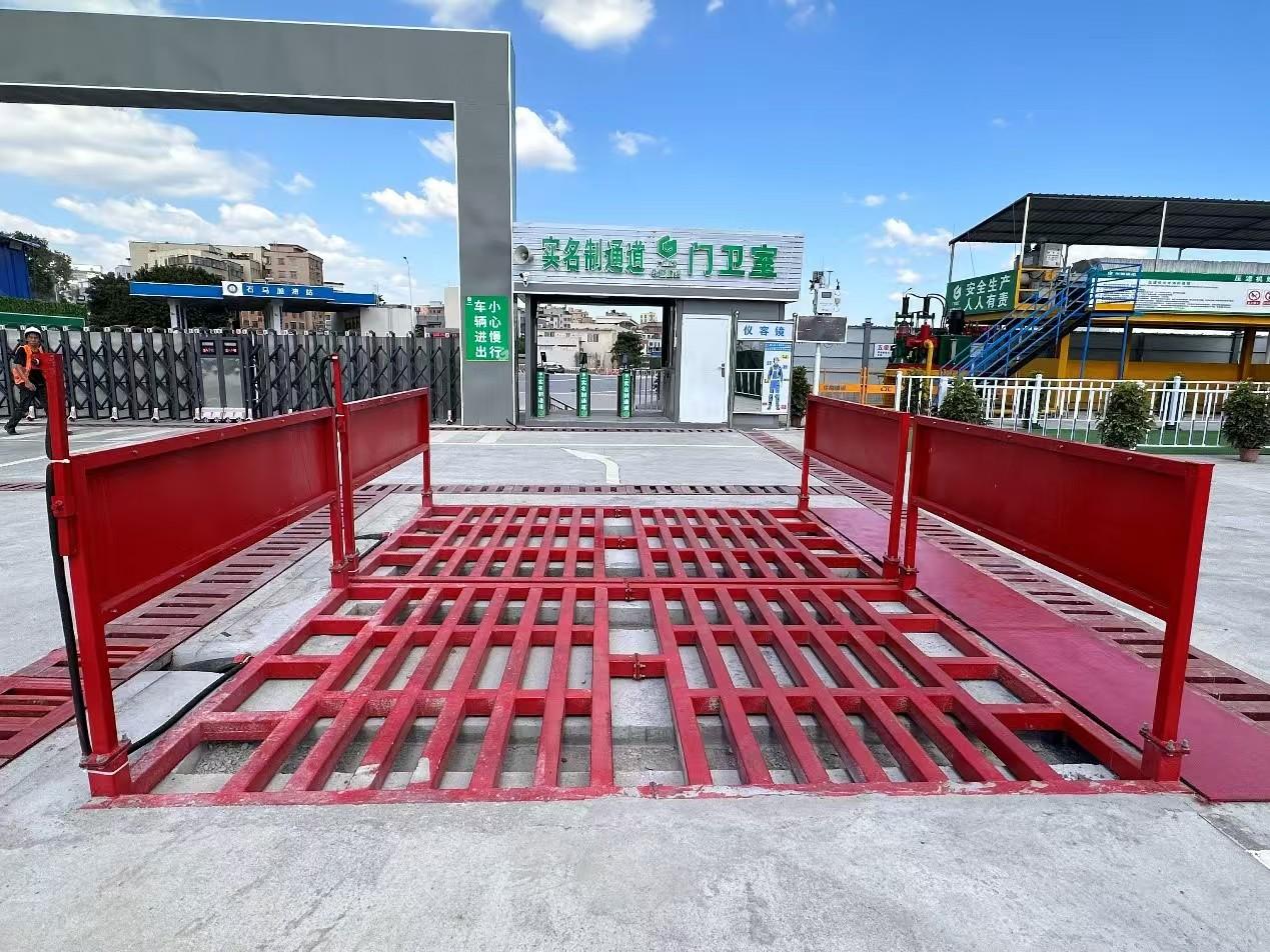 广州地铁八号线北延段支线首站基坑开挖